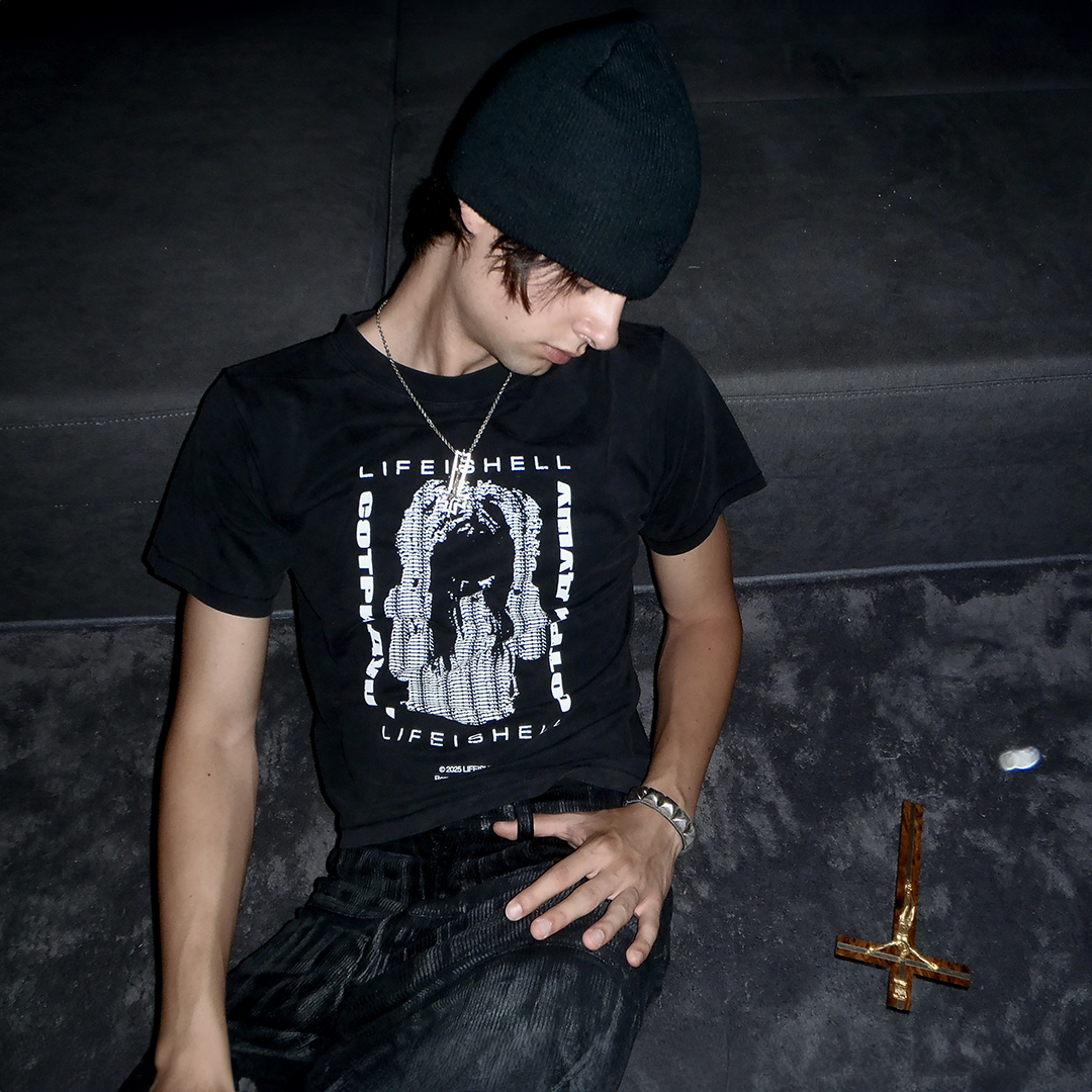 SUBLIMINAL MESSAGE T-SHIRT BLACK