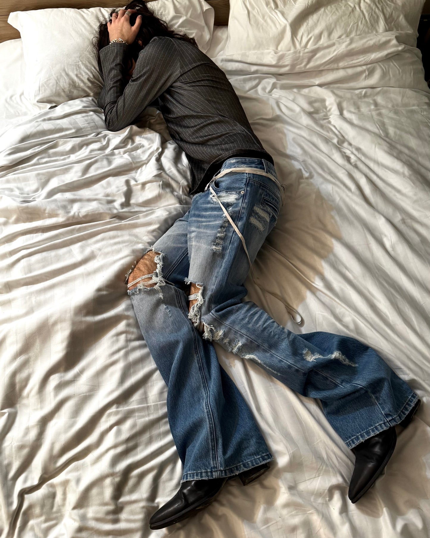 COWBOY CUT RELAXED DENIM