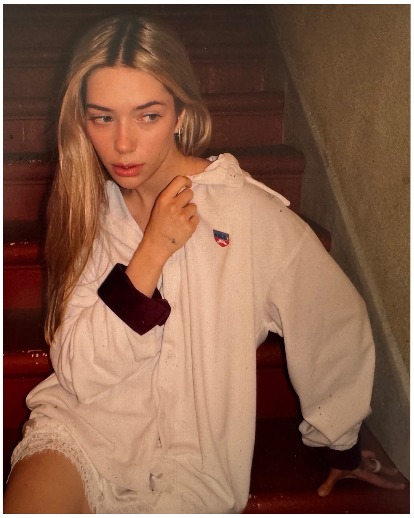 VELVET WHITE BUTTONS SHIRT