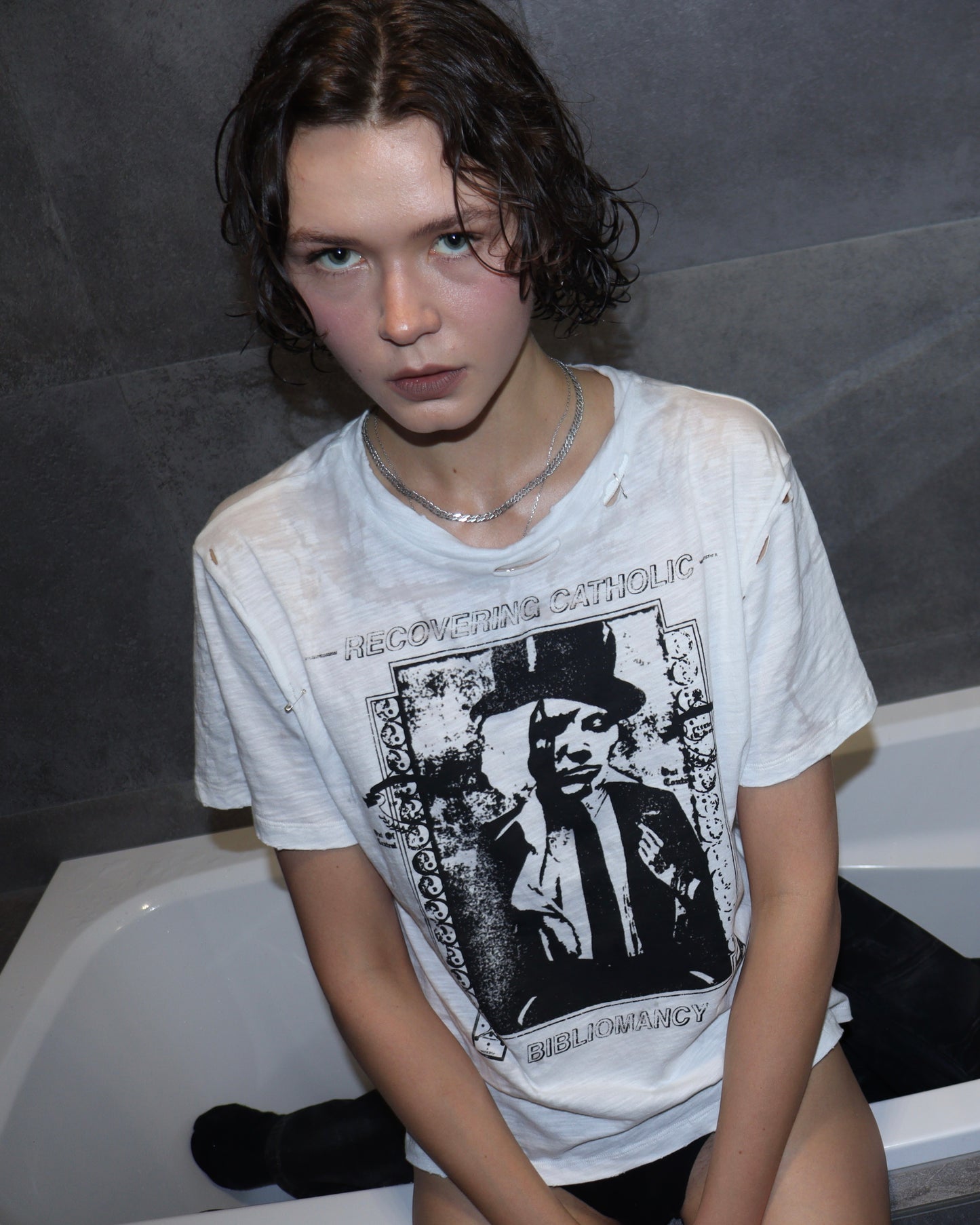 RECOVERING CATHOLIC SLUB COTTON T-SHIRT
