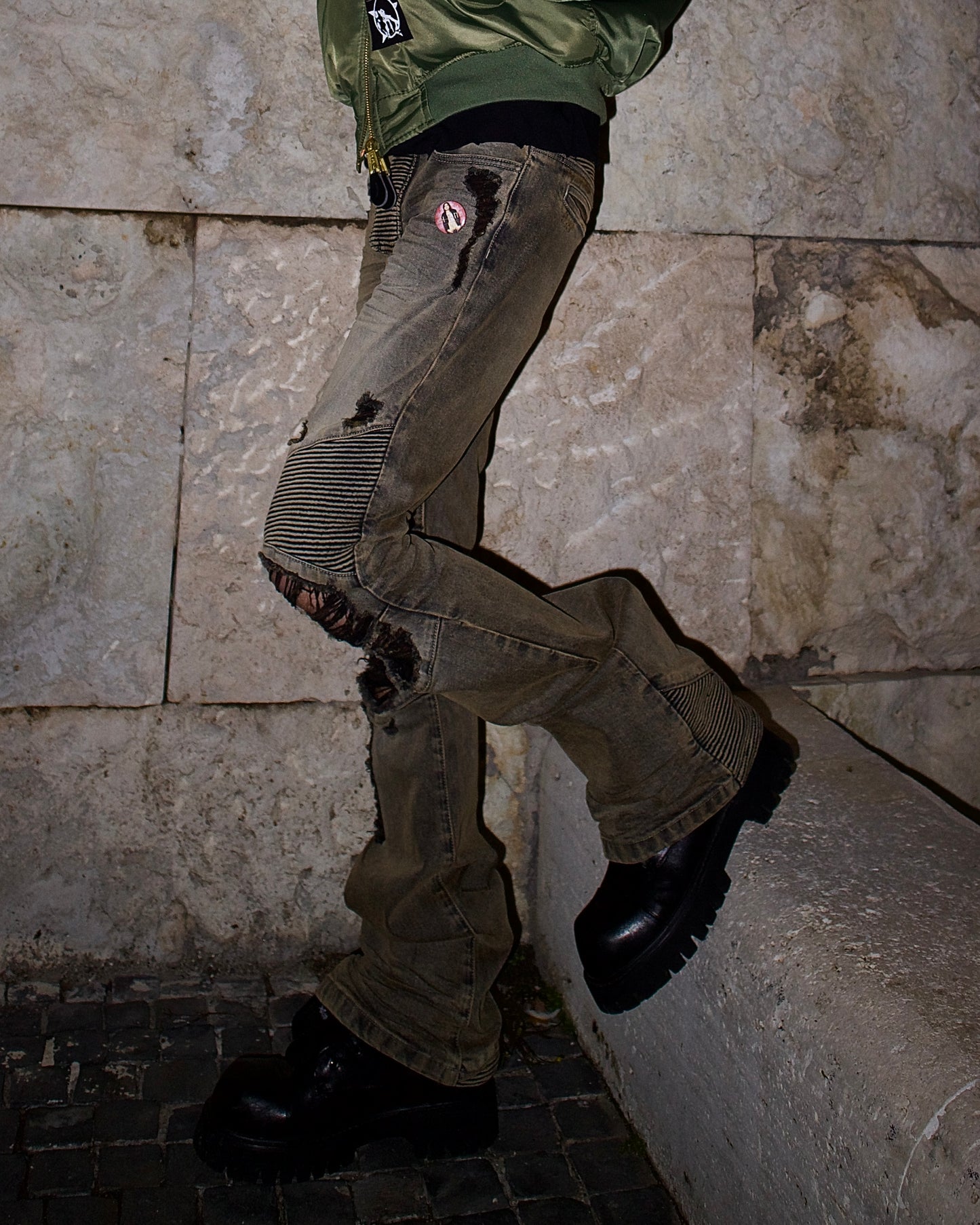 BIKER CUT MUD WASH BOOTCUT DENIM